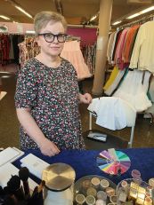 Meikkaus ja värianalyysit Beauty Anne